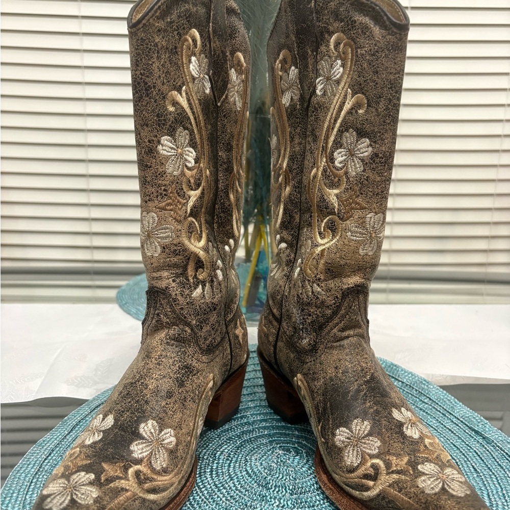 Circle G Corral Womens Floral Cowboy Boots Distressed Black - L5175
